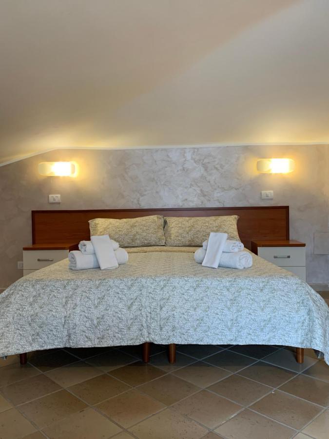 Laionica Apartment Syracuse ภายนอก รูปภาพ